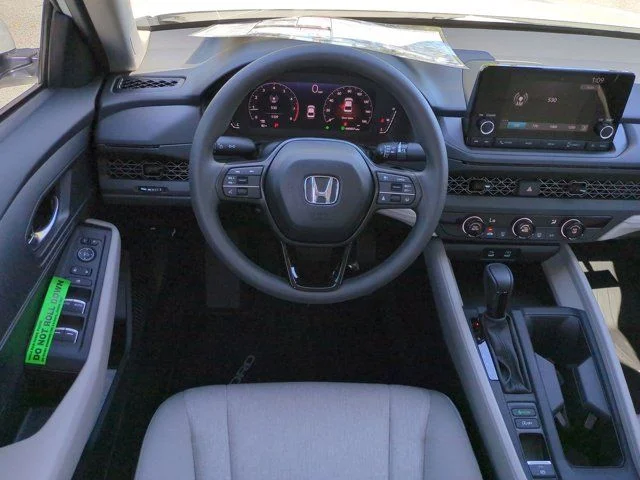 New 2026 Platinum White Pearl Honda LX image 14