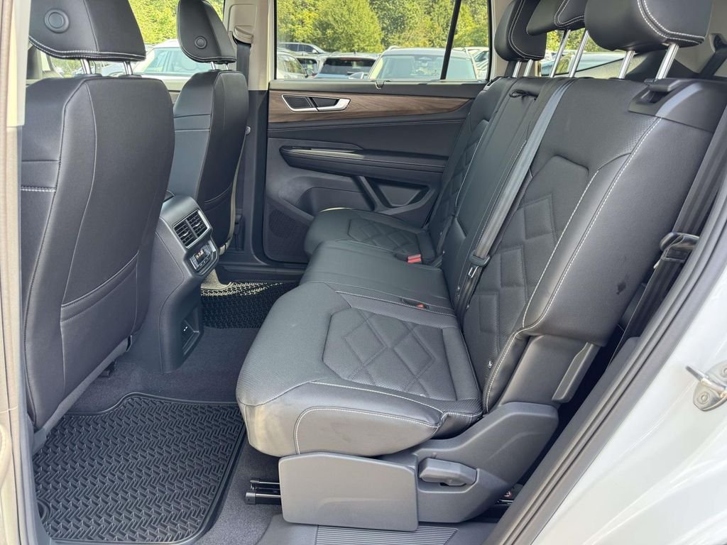 2026 Volkswagen Atlas SE w/Tech - Photo 15