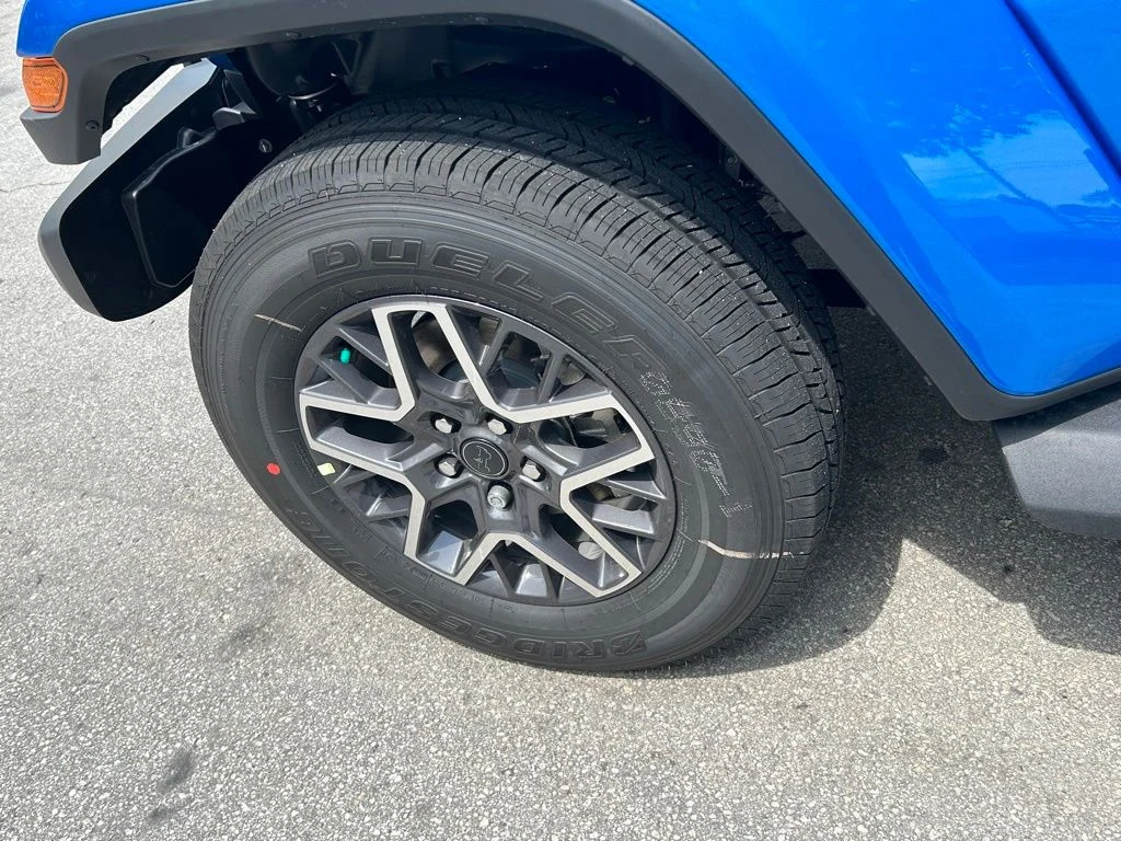 Used 2024 Blue Jeep Sahara image 13