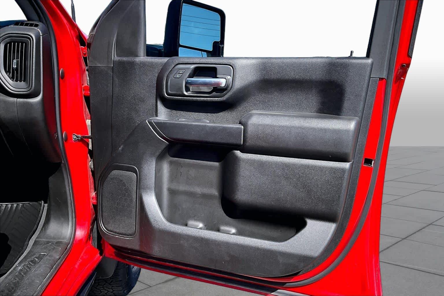Used 2023 RED HOT Chevrolet Custom image 22