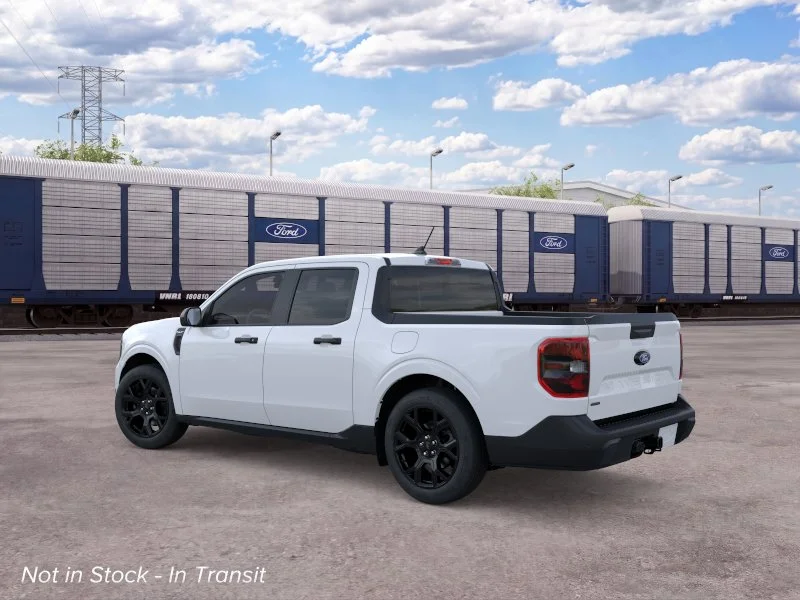 New 2026 Oxford White Ford XLT image 4