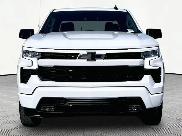 New 2026 Summit White Chevrolet RST image 2