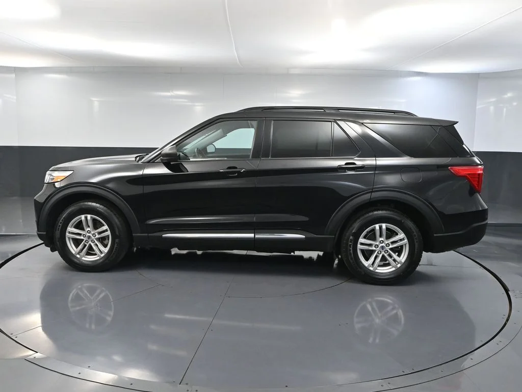 2023 Ford Explorer XLT - Photo 9
