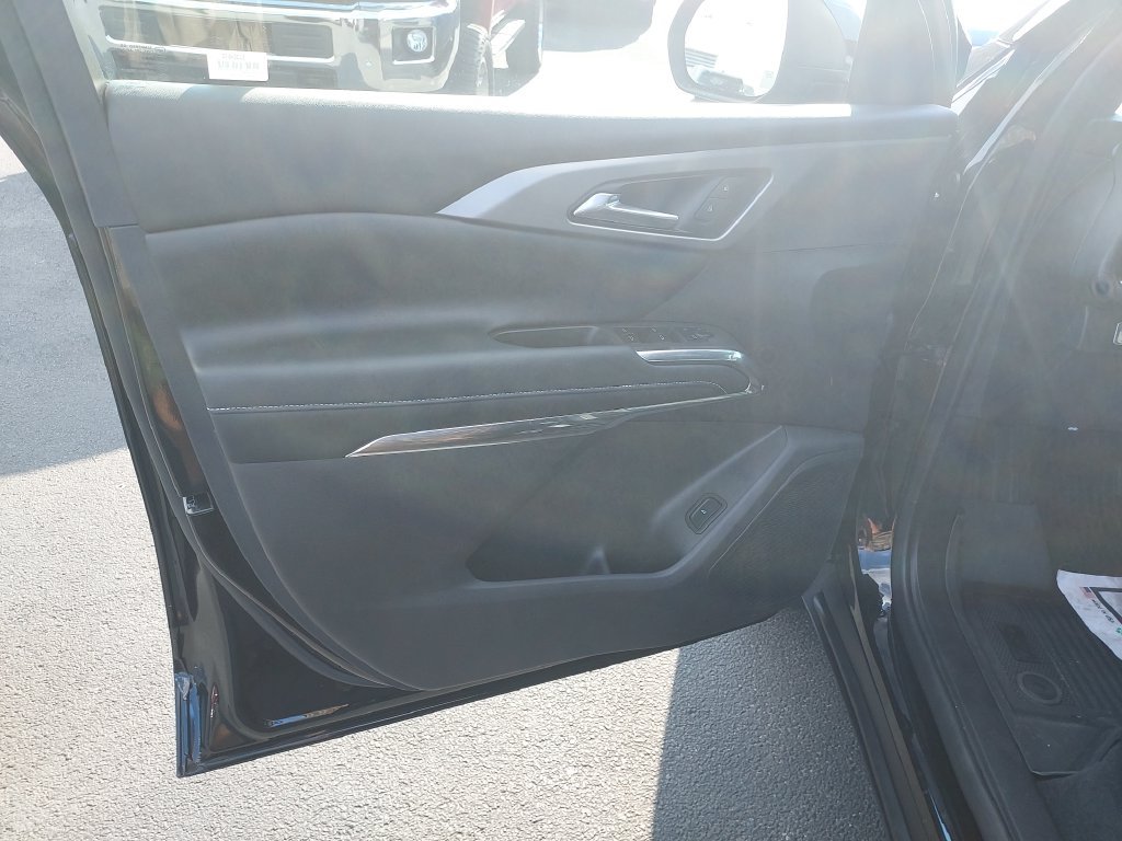 Used 2025 Black Chevrolet LT image 14