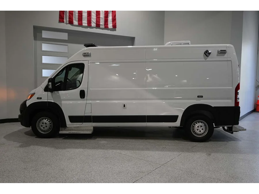 New 2025 WHITE Ram Tradesman image 10
