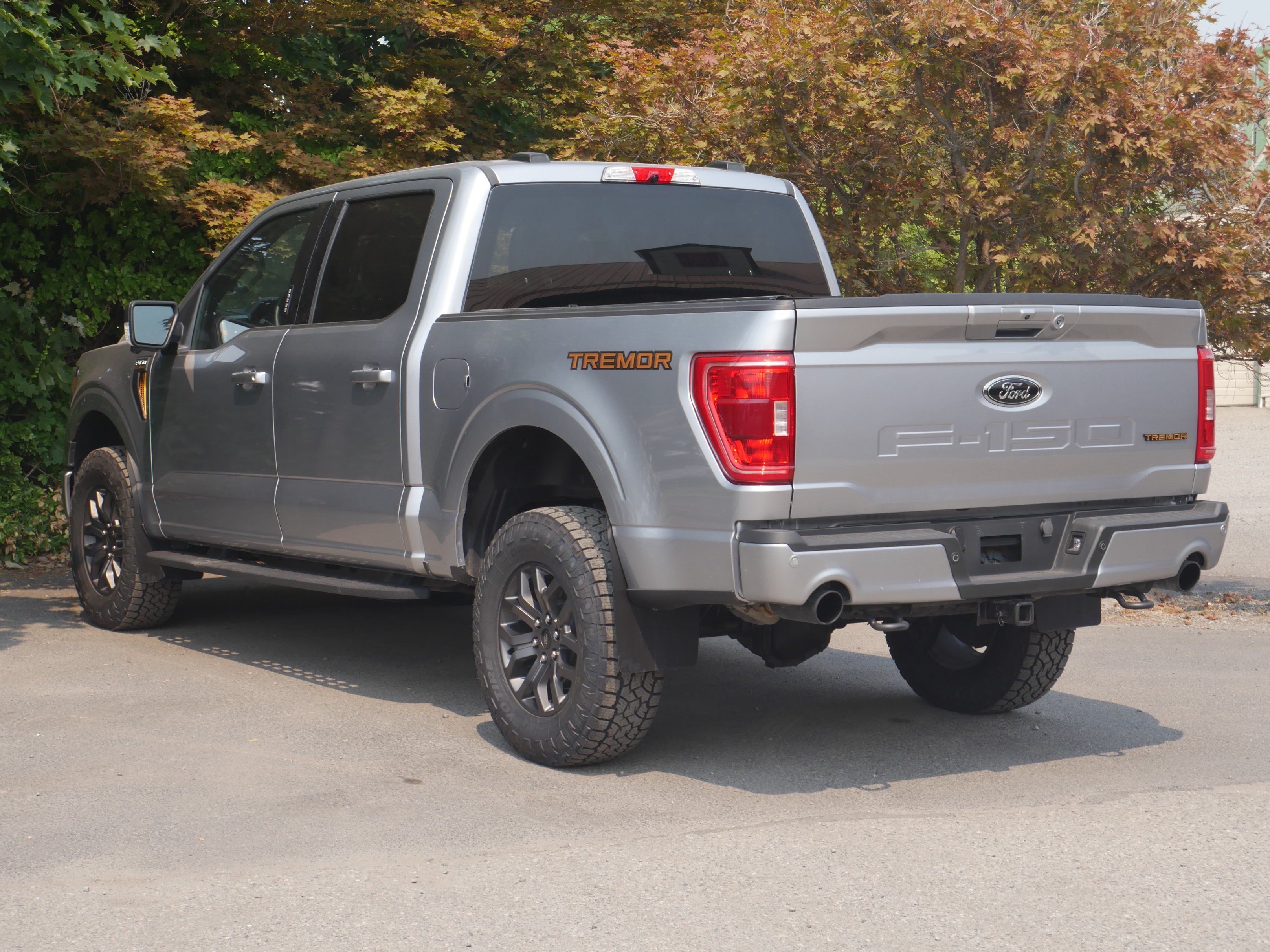 Certified Used 2023 Iconic Silver Metallic Ford Tremor image 21