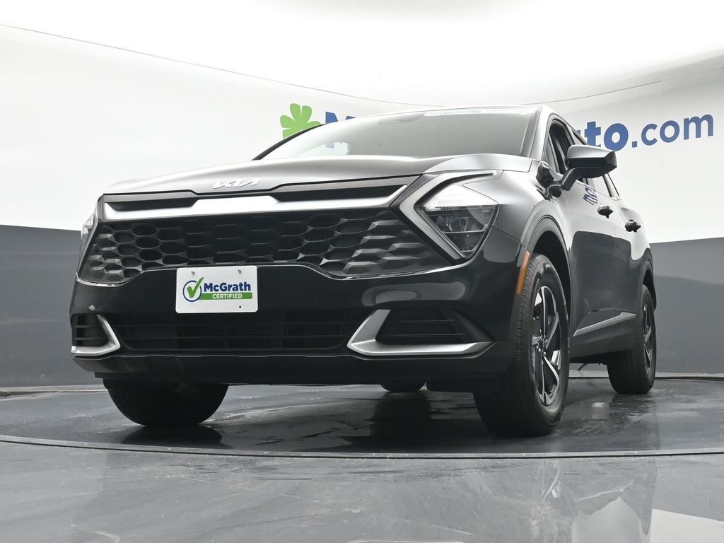 Used 2023 Black Kia LX image 8