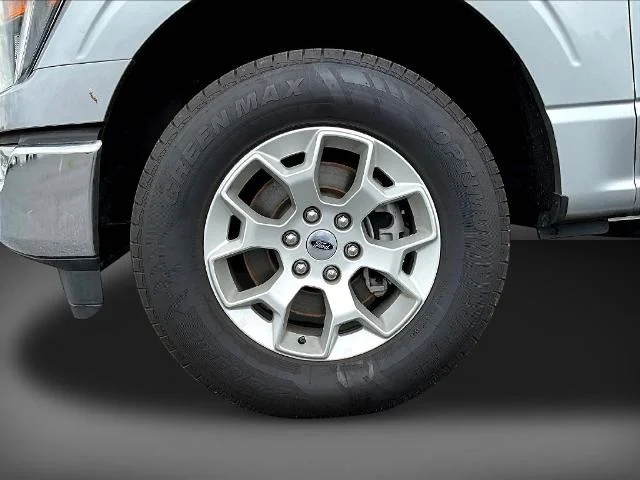 Used 2023 Silver Metallic Ford XLT image 69