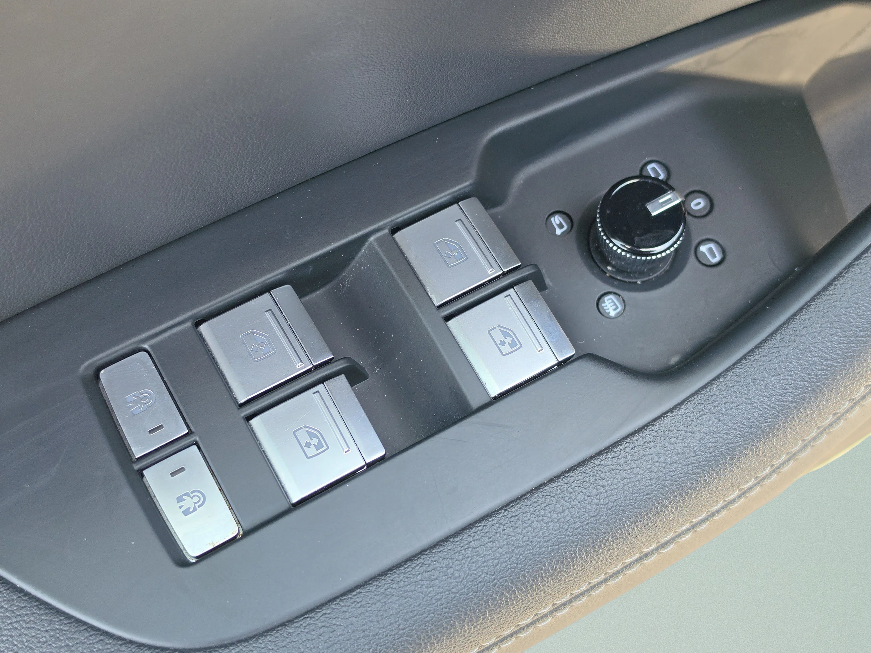 Used 2024 Black Audi Premium Plus image 23