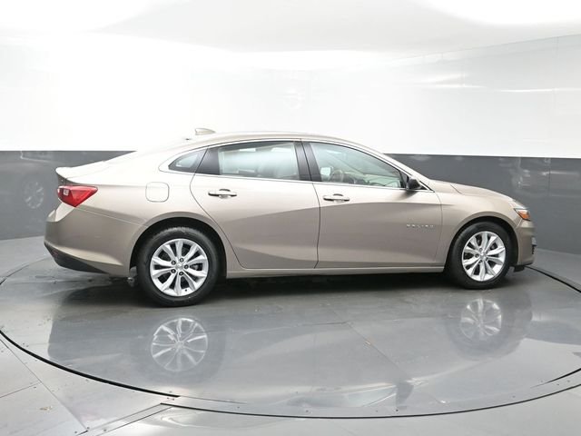 Used 2025 Gray Chevrolet LT image 8