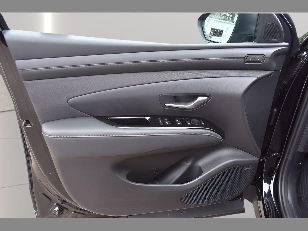 2025 Hyundai Santa Cruz Limited - Photo 16