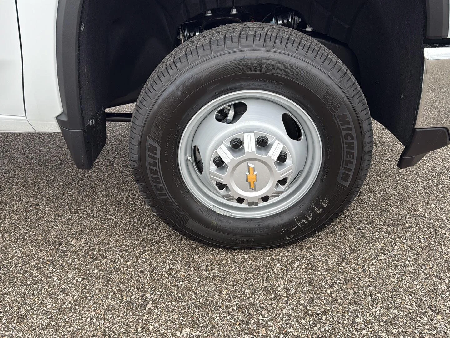 New 2026 Summit White Chevrolet Work Truck image 15