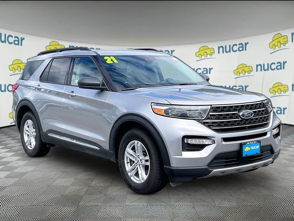 Used 2021 Iconic Silver Metallic Ford XLT image 1