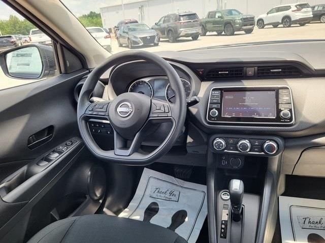2025 Nissan KICKS PLAY Base - Photo 15