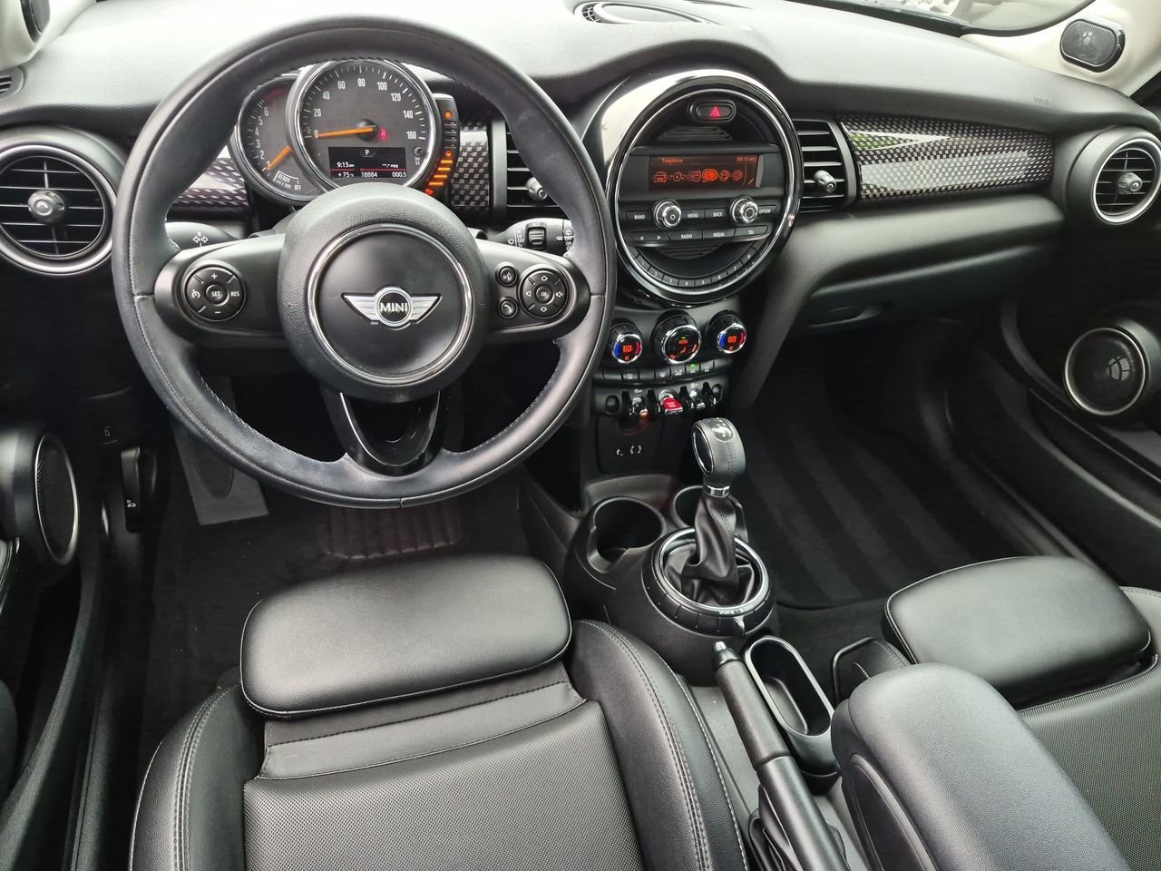 Photo 19