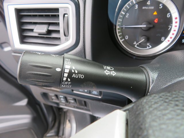 Used 2019 Gun Metallic Nissan SV Midnight Edition image 31