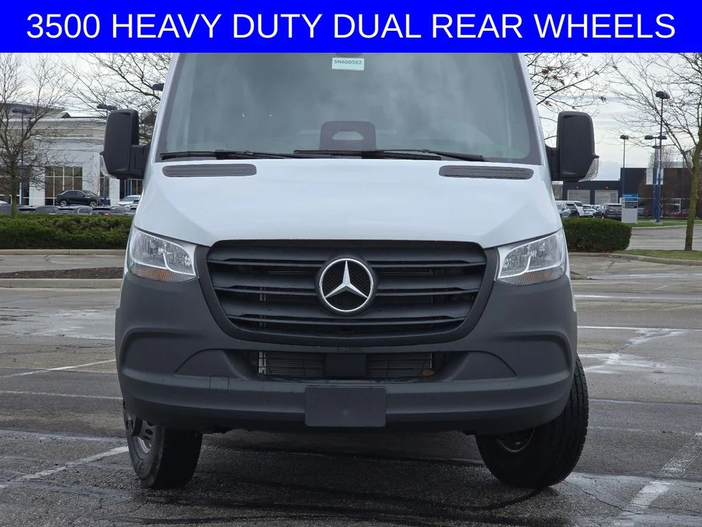 New 2026 Arctic White Mercedes-Benz Cargo 144 WB image 10