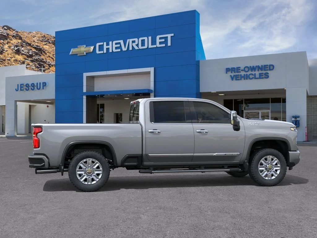 New 2026 Sterling Gray Metallic Chevrolet High Country image 5