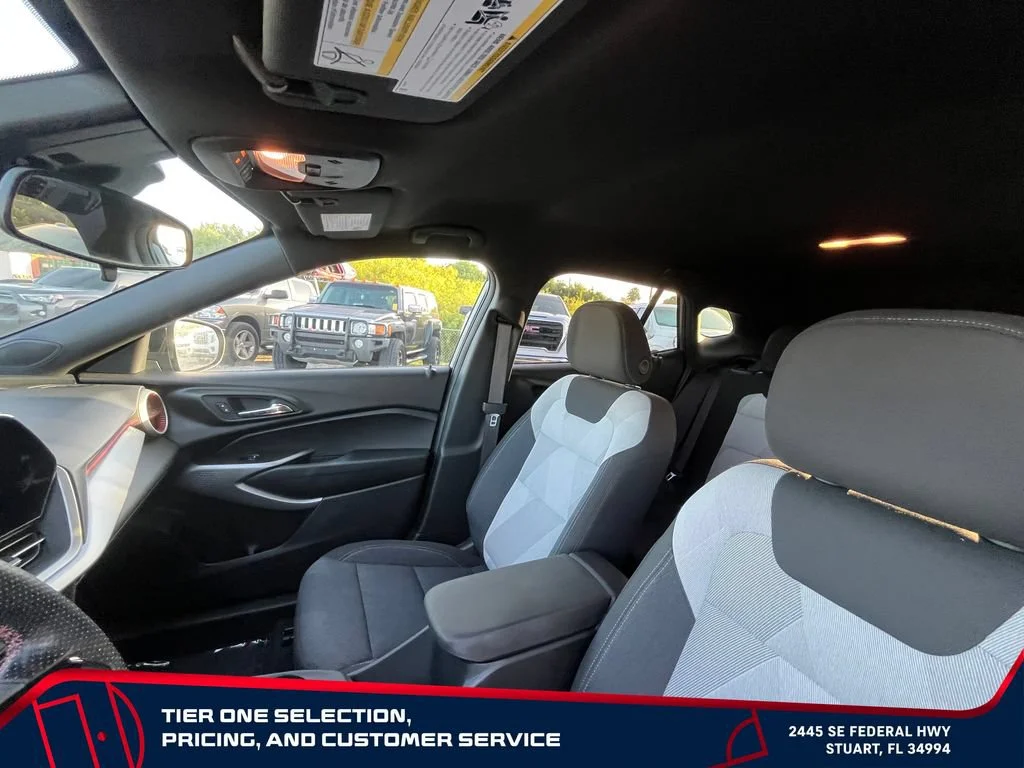 2024 Chevrolet Trax RS - Photo 14