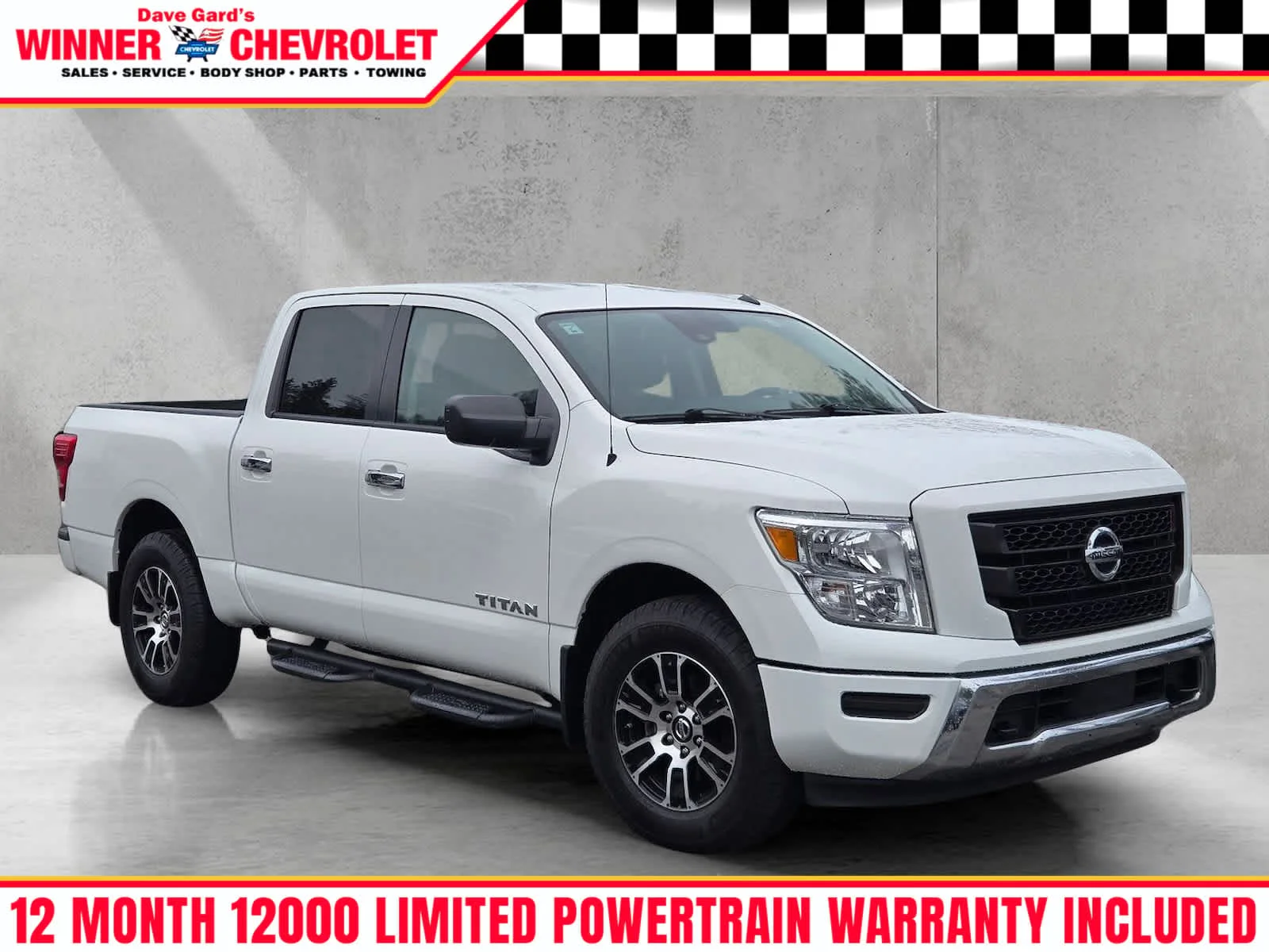 Used 2021  Nissan SV image 1