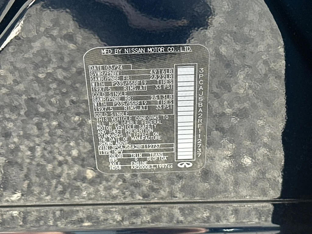 Certified Used 2024 Blue INFINITI LUXE image 32