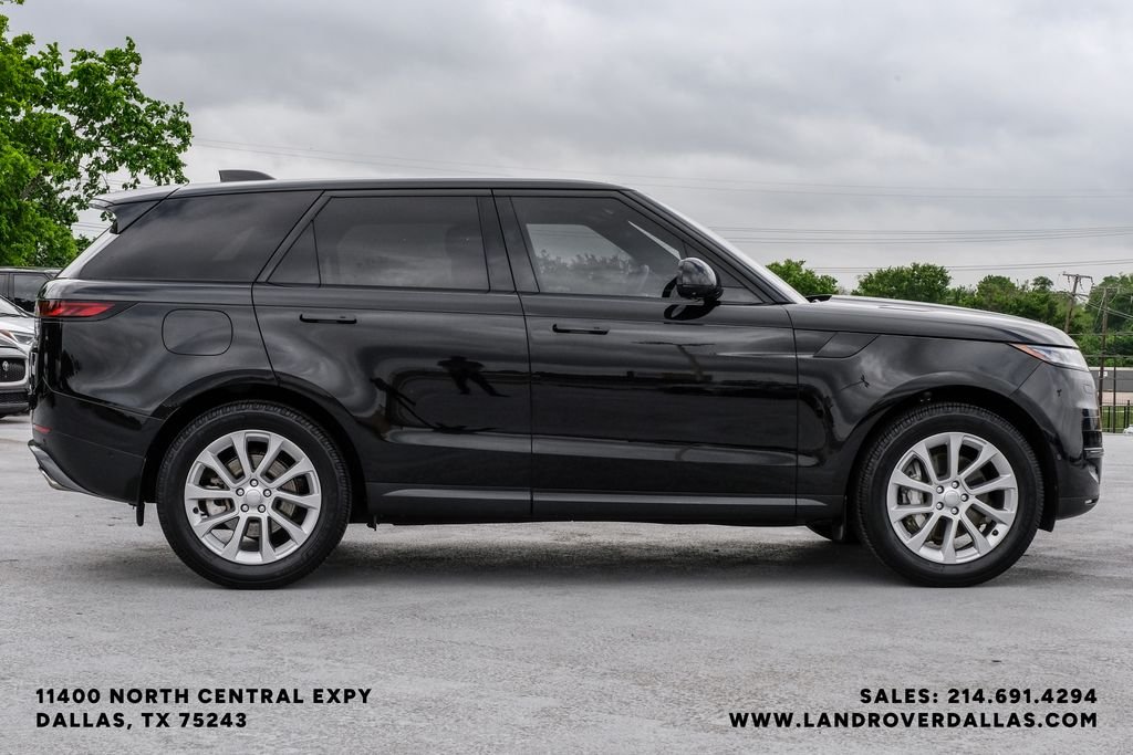 Used 2023 Black Land Rover SE image 5