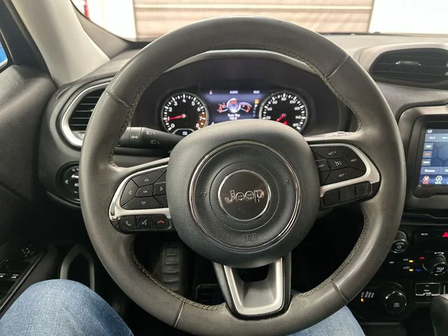 Used 2021 Blue Clearcoat Jeep Latitude image 12