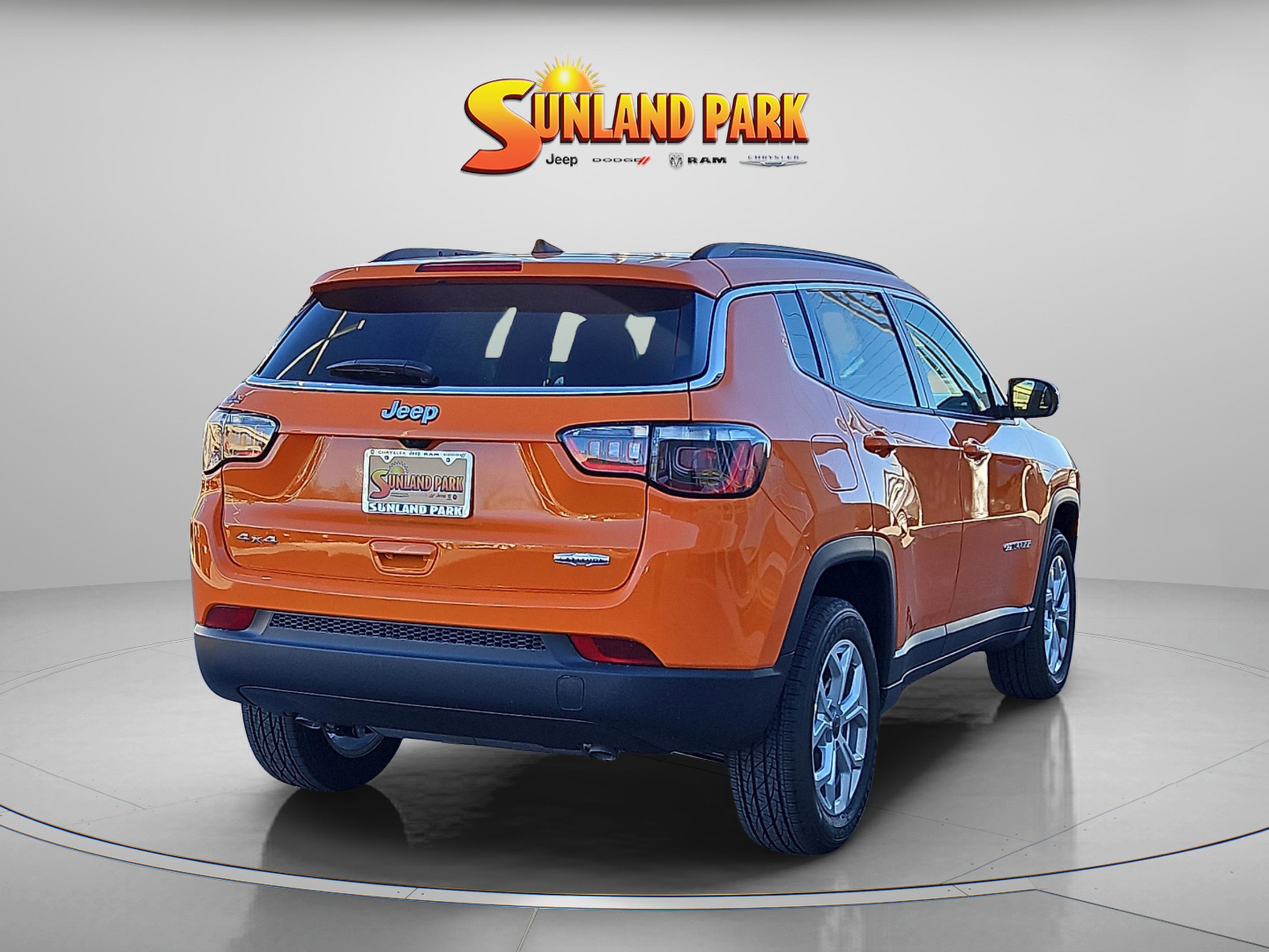 New 2026 Joose Exterior Paint Jeep Latitude image 4