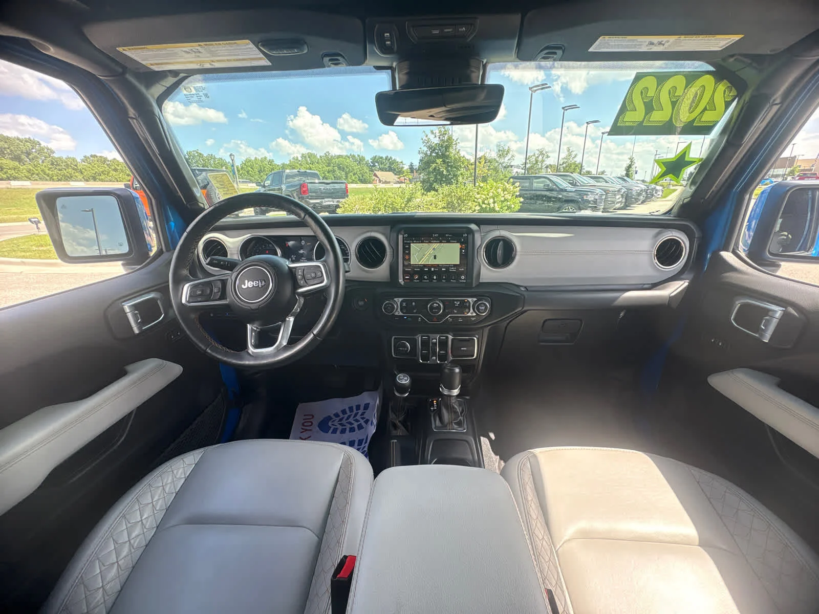 Used 2022 Hydro Blue Pearlcoat Jeep Unlimited Sahara High Altitude image 18