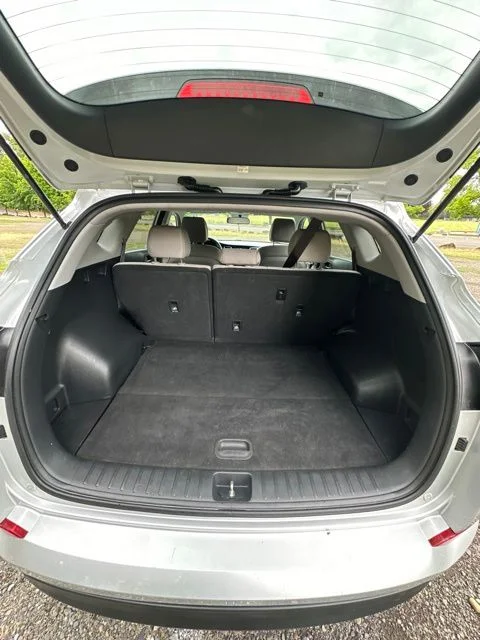 Used 2018 Molten Silver Hyundai SEL image 30