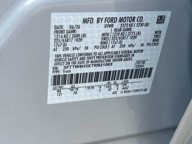 New 2026 Space White Metallic Ford XLT FWD SuperCrew image 15