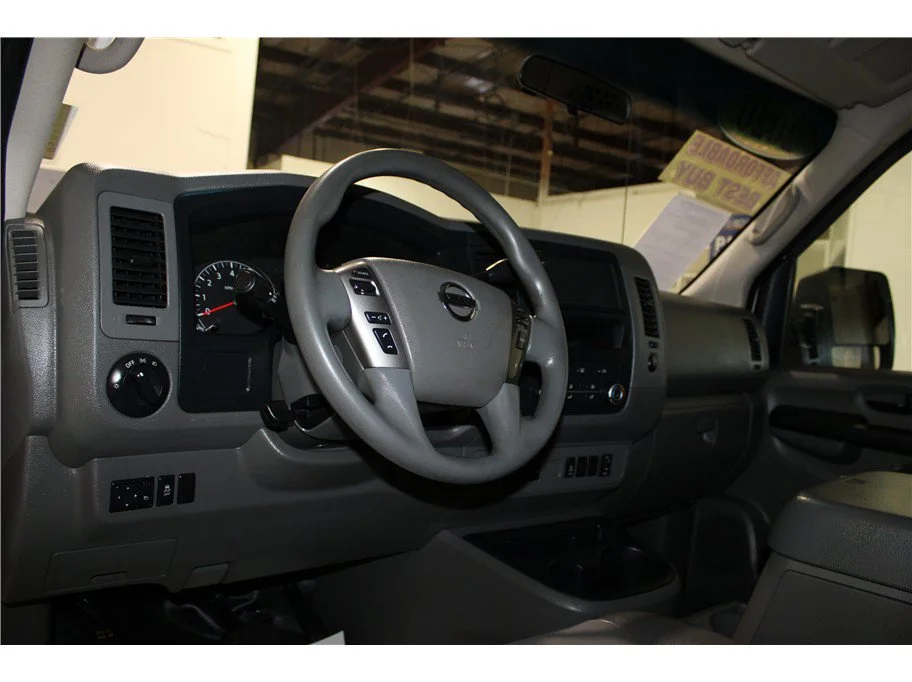 2020 Nissan NV Cargo SV - Photo 11