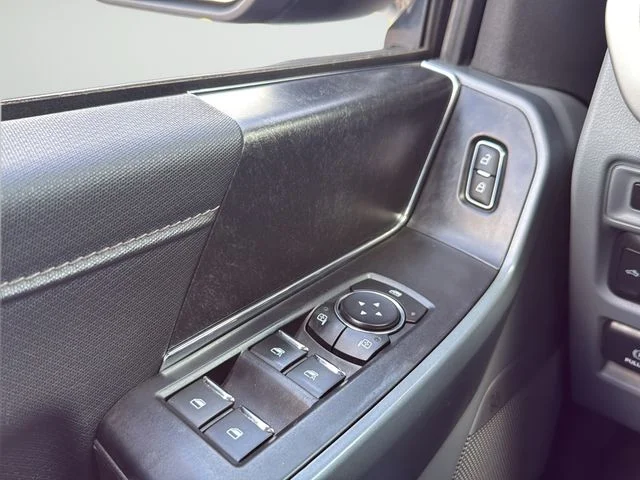 Used 2022 Black Ford XLT image 25