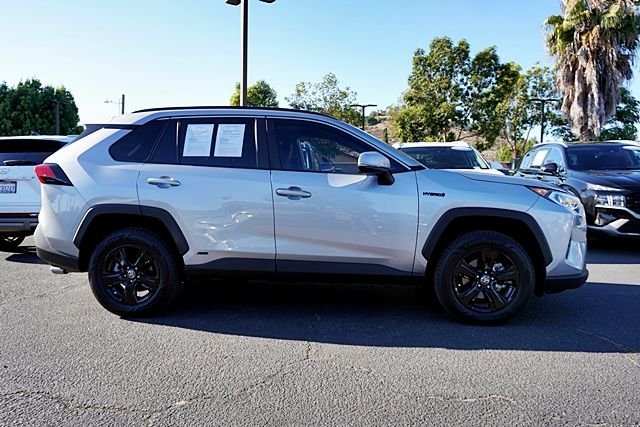 Used 2021 Silver Toyota XLE image 6