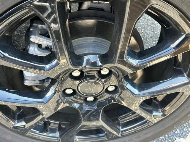 Used 2025 Diamond Black Jeep Latitude image 6
