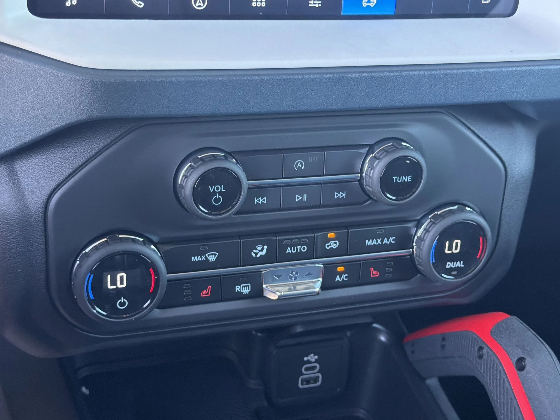 New 2026 Avalanche Gray Ford Heritage Edition image 11