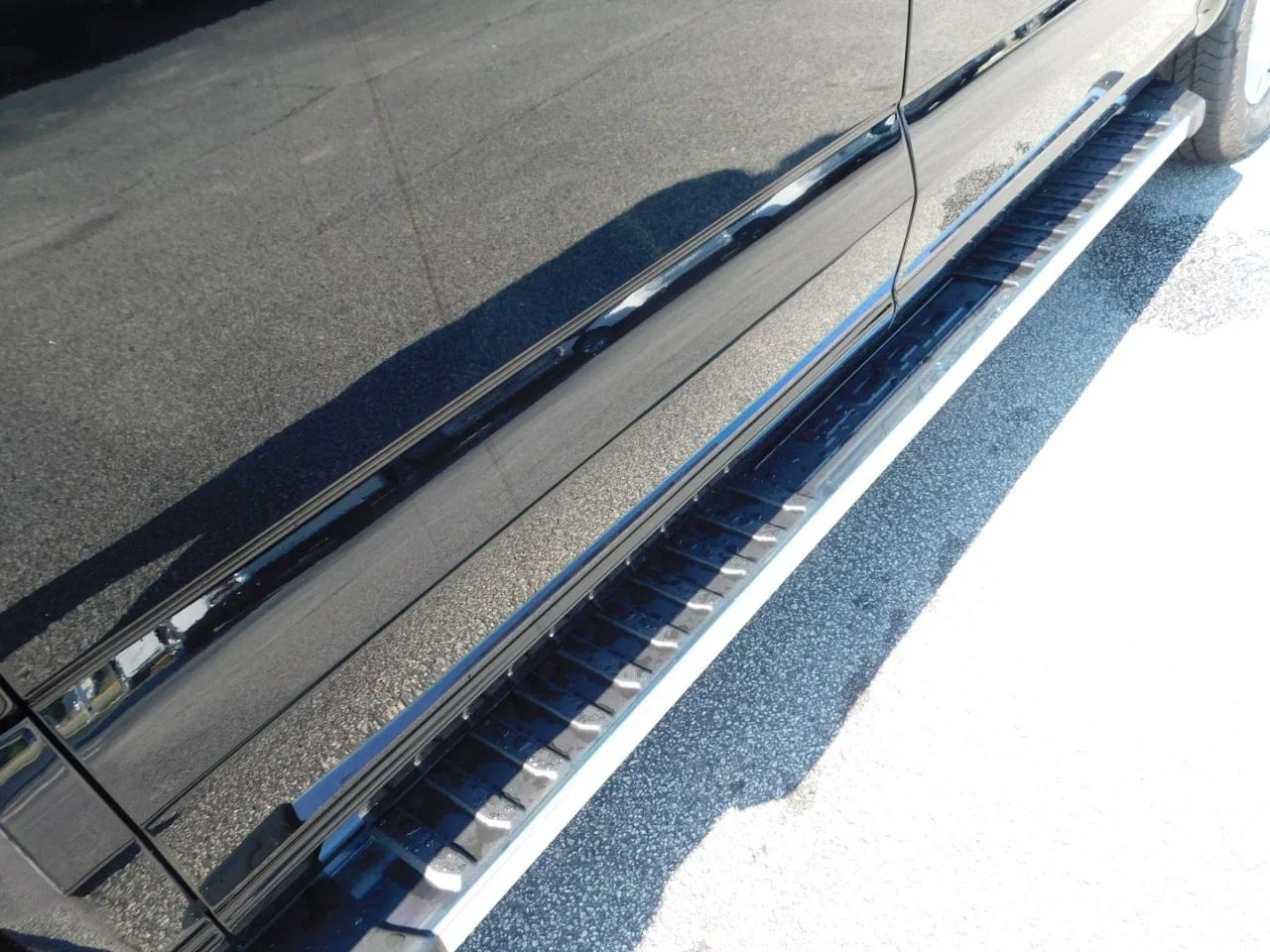 New 2026 Agate Black Metallic Ford Lariat® image 13