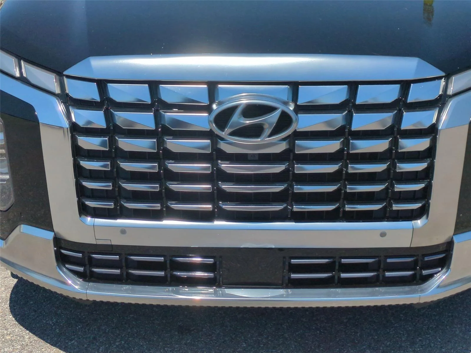 Used 2023 Abyss Black Pearl Hyundai Calligraphy image 14