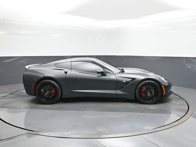 Used 2019 Gray Chevrolet Stingray Z51 image 26