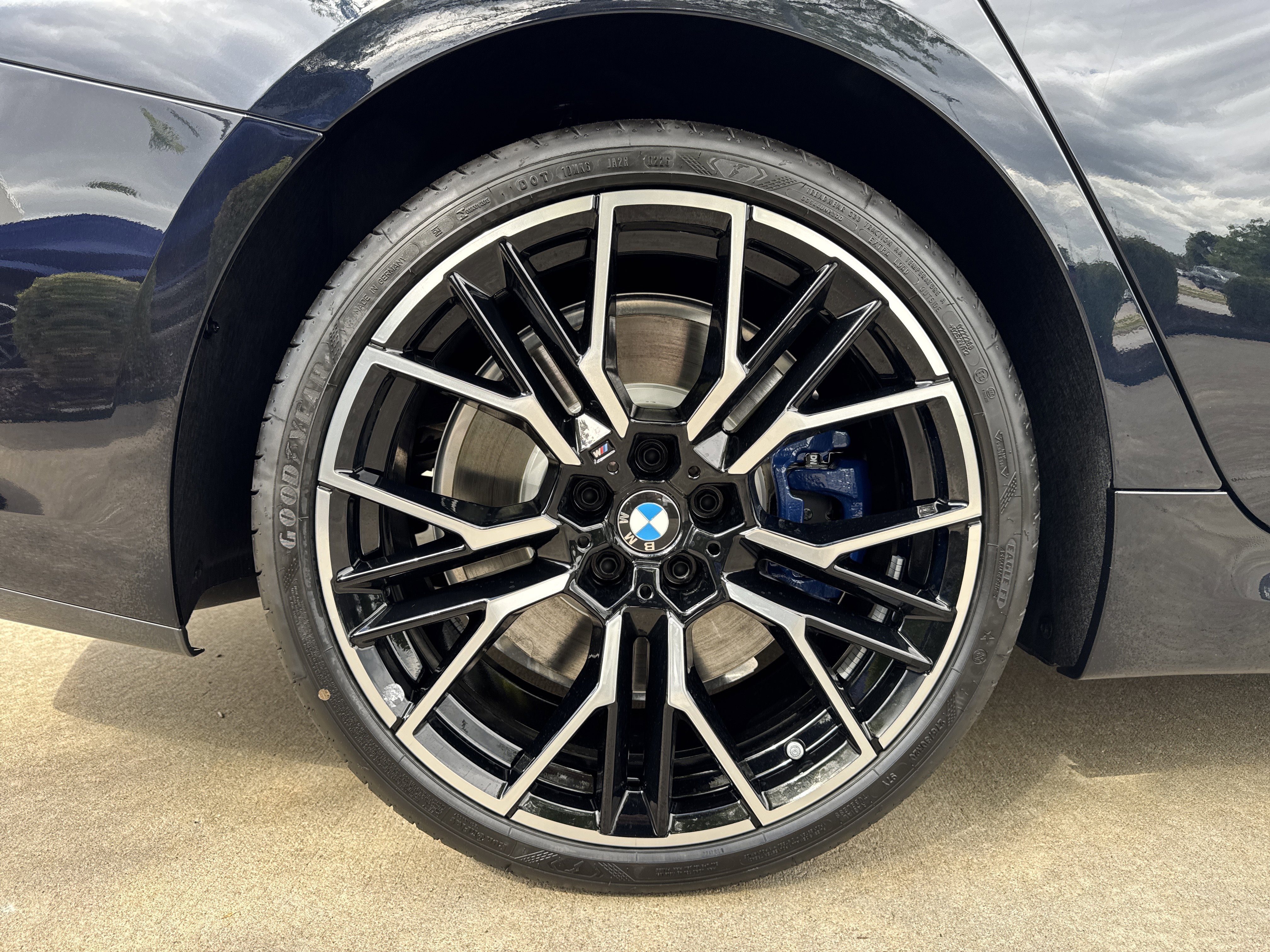 New 2026 CARBON BLACK BMW 840i image 28