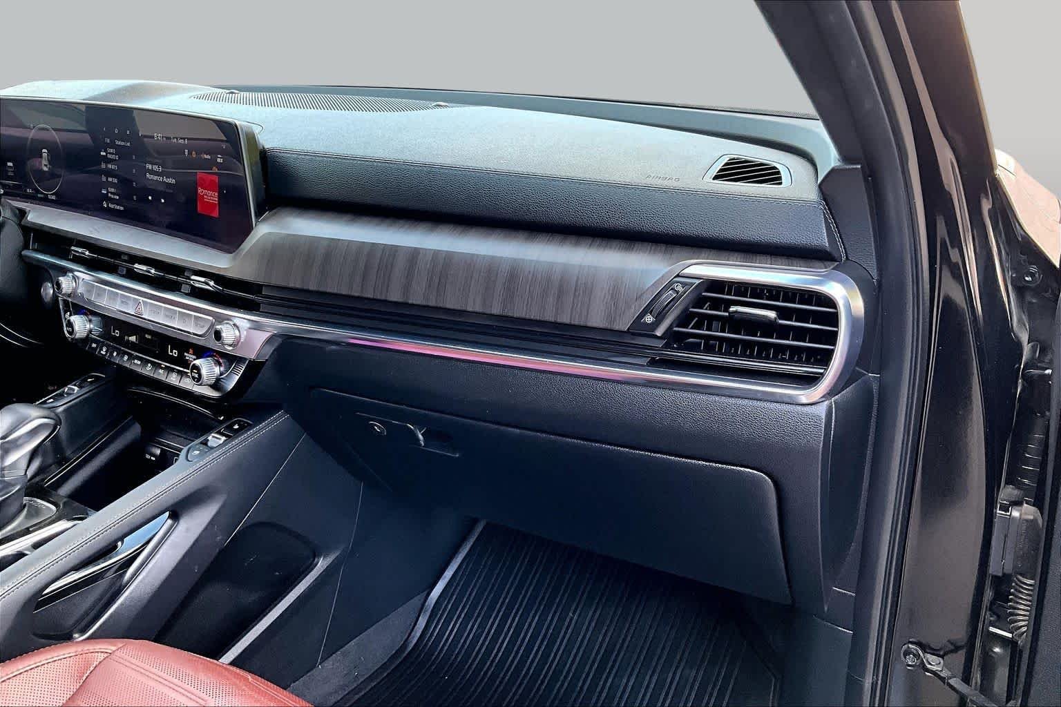 Used 2023 Ebony Black Kia SX Prestige image 19