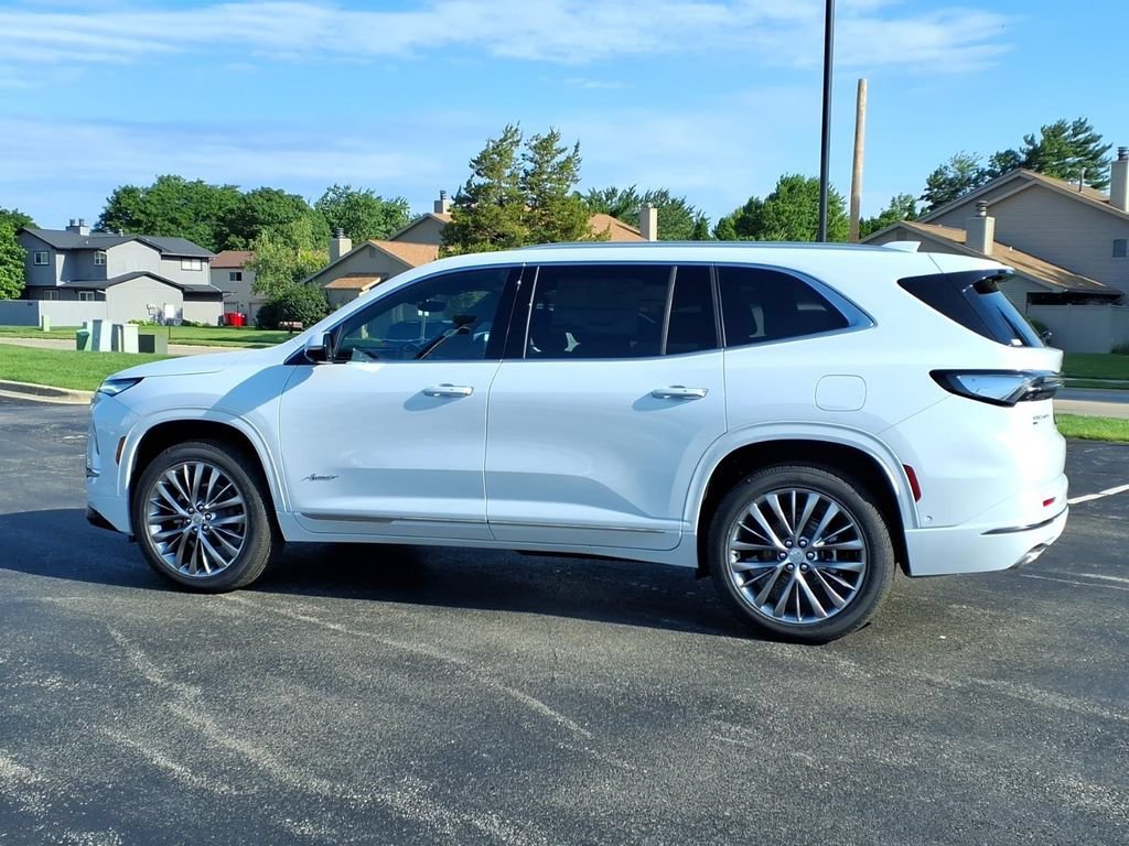 2026 Buick Enclave Avenir - Photo 2