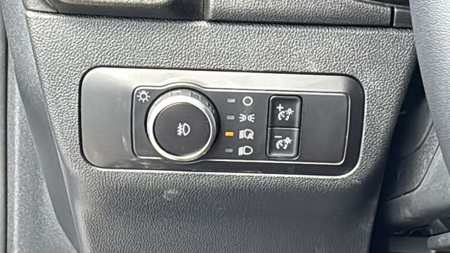 New 2026 Space White Metallic Ford Outer Banks® image 22