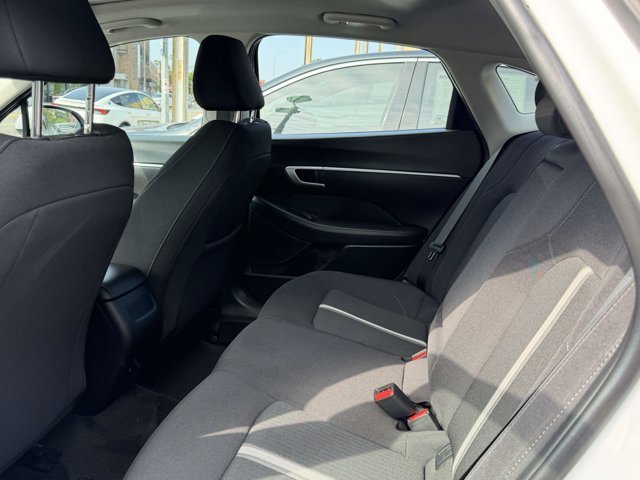 Used 2024 Serenity White Hyundai SEL image 11