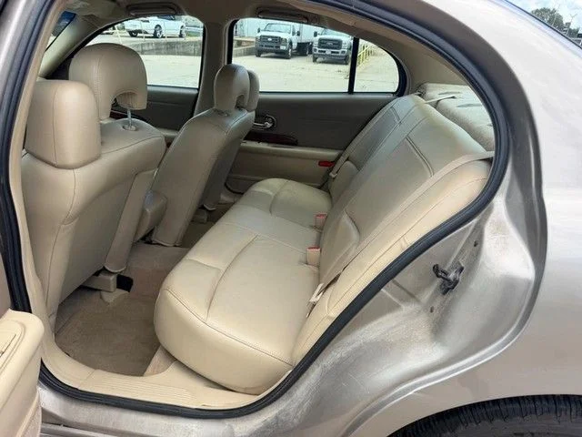 Used 2004 Beige Buick Custom image 6