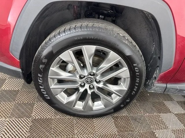 Used 2023 Red Toyota Limited image 33
