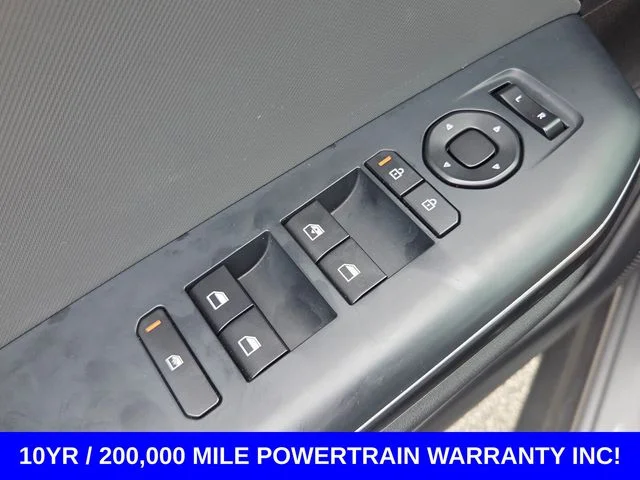 Used 2025 Steel Gray Kia LXS image 28