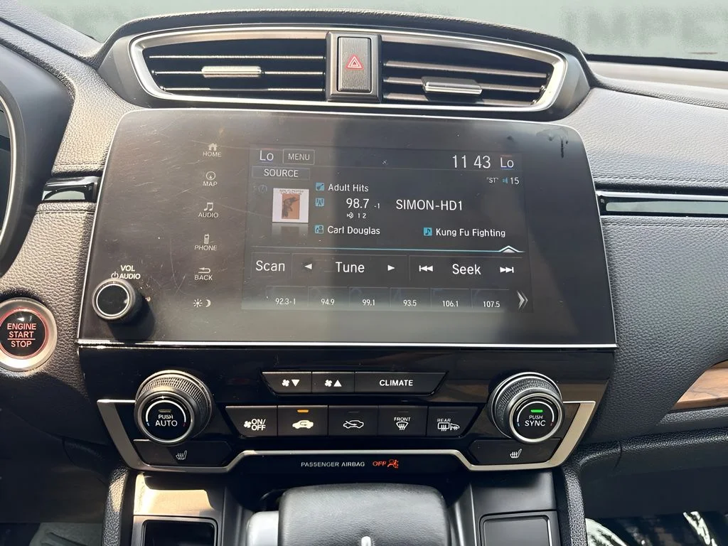 Used 2020 White Honda Touring image 9