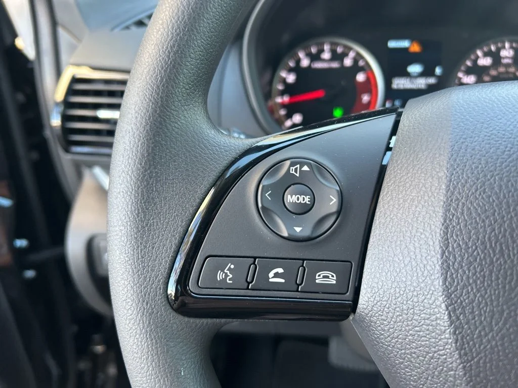 New 2026 Black Mitsubishi LE 1.5T S-AWC image 43