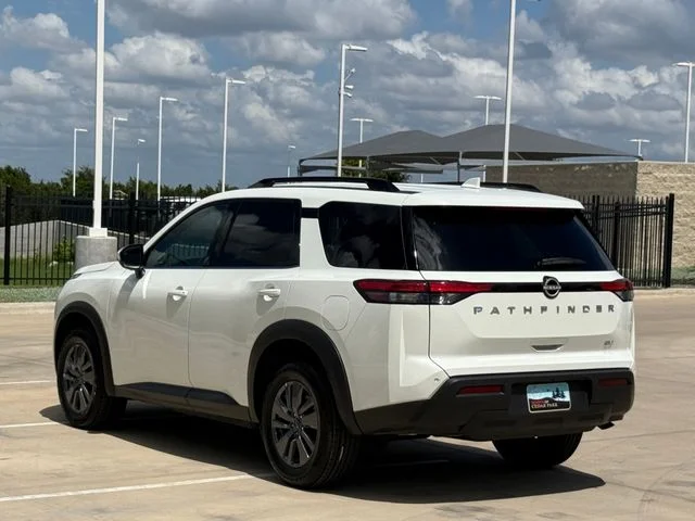 Used 2024 White Nissan SV image 4